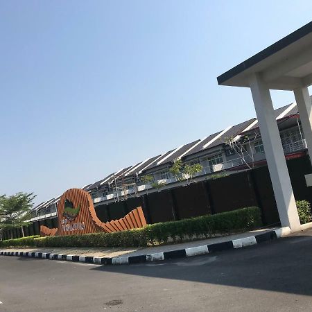 Bedong Golf Villa Bedung Eksteriør billede